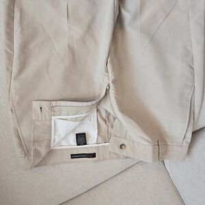 Greg Norman Collection Khaki Chinos